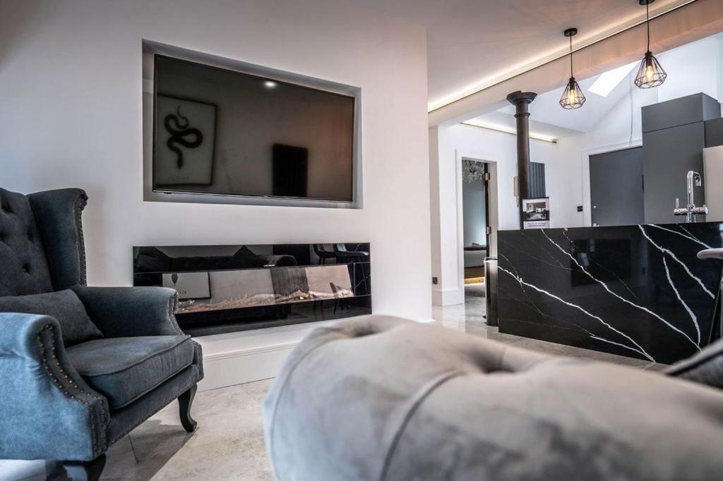 Luxury Royal Mile Boutique 2Bedroom Apartment Edinburgh Dış mekan fotoğraf