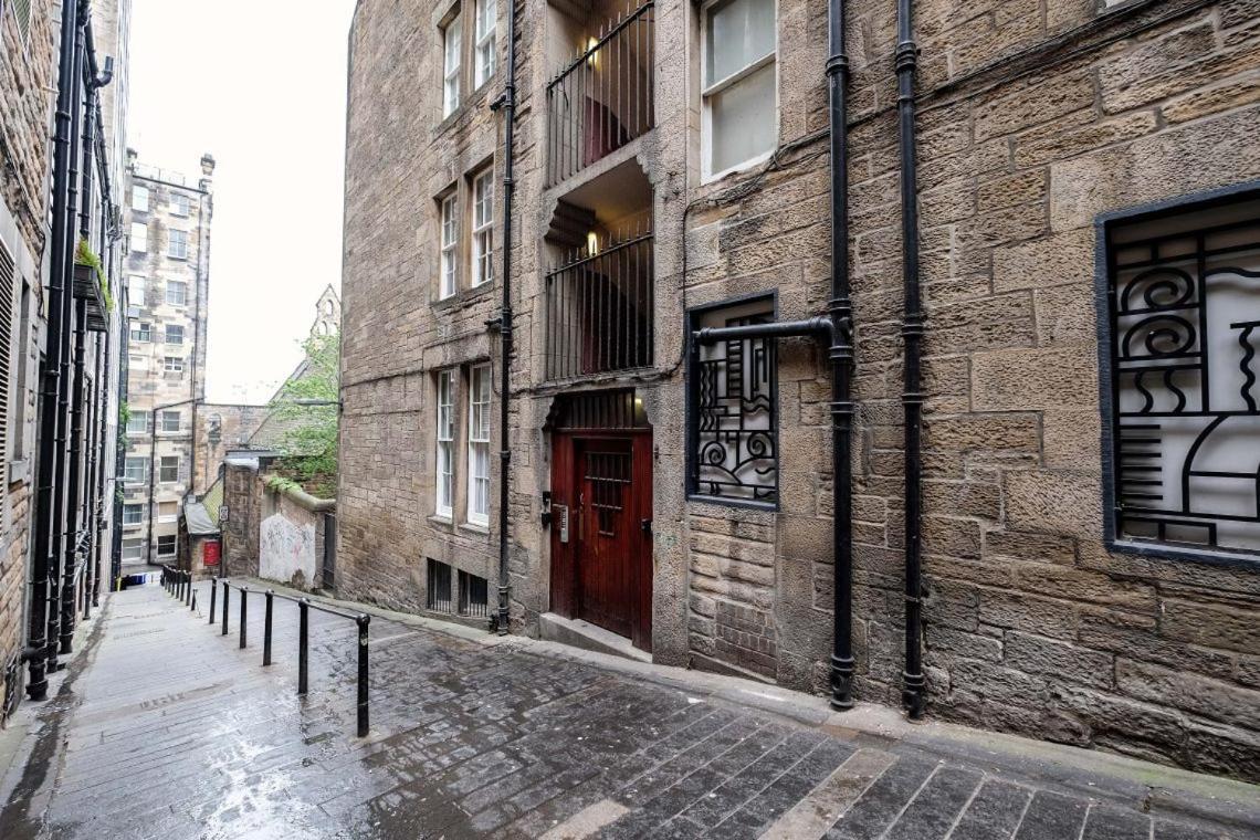 Luxury Royal Mile Boutique 2Bedroom Apartment Edinburgh Dış mekan fotoğraf