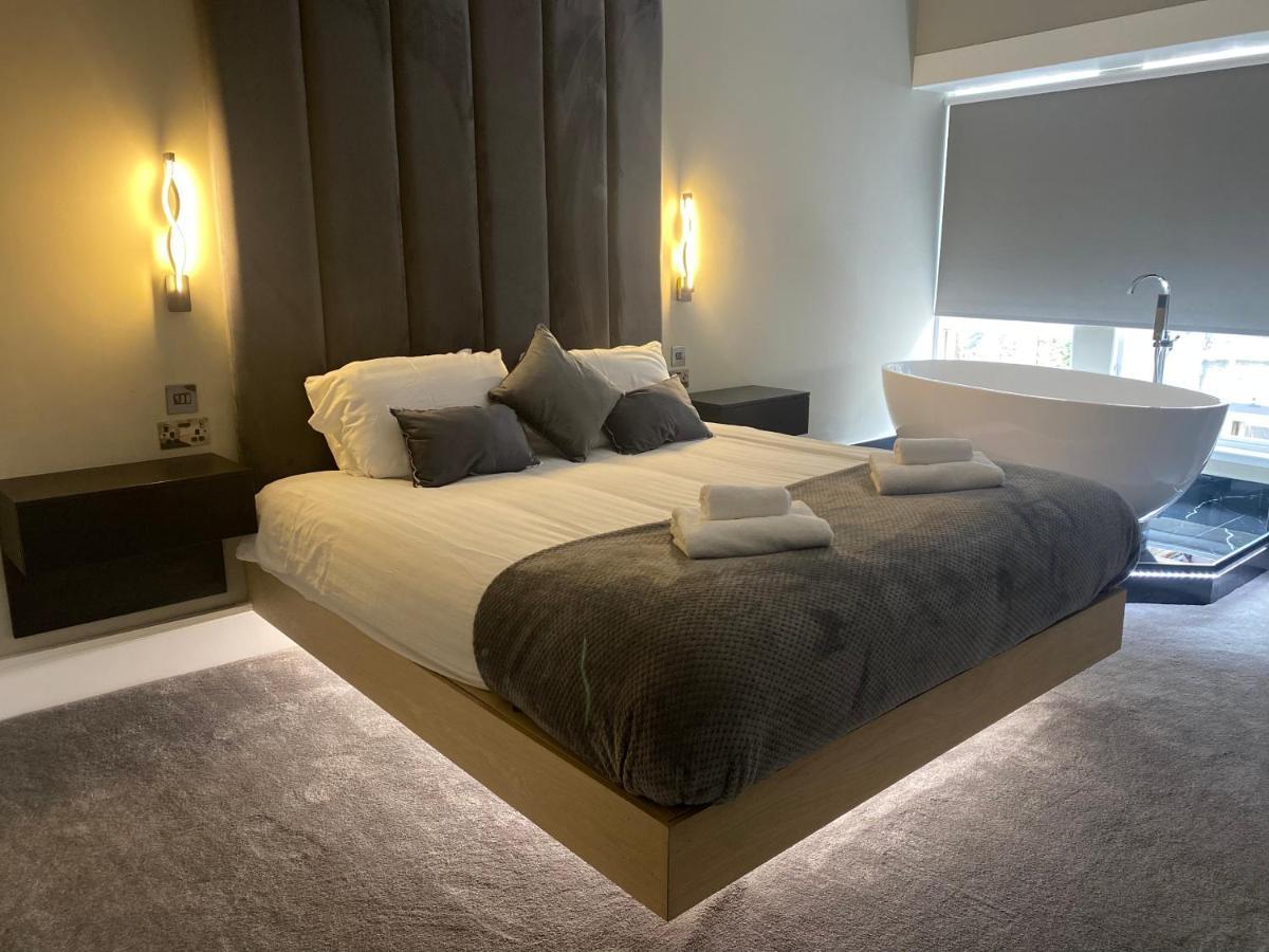 Luxury Royal Mile Boutique 2Bedroom Apartment Edinburgh Dış mekan fotoğraf