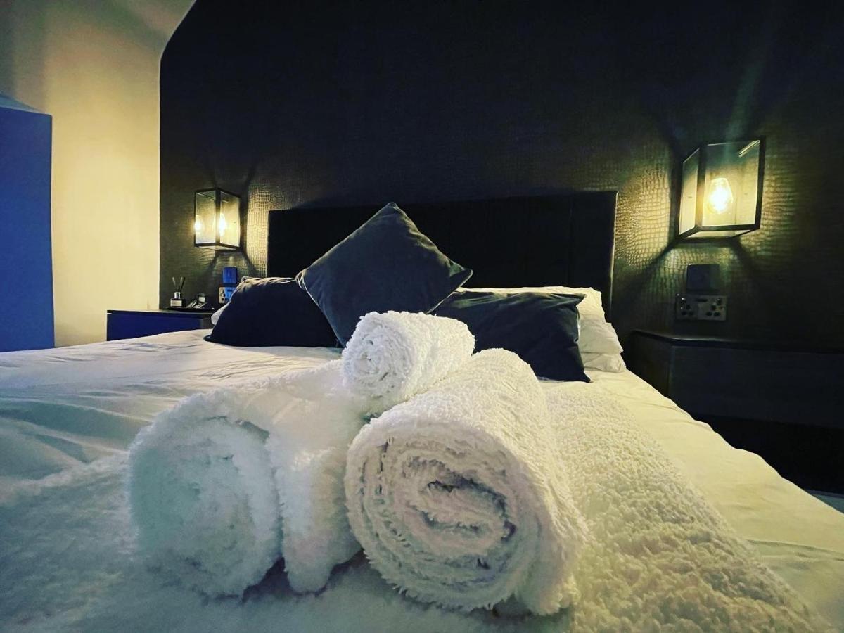 Luxury Royal Mile Boutique 2Bedroom Apartment Edinburgh Dış mekan fotoğraf